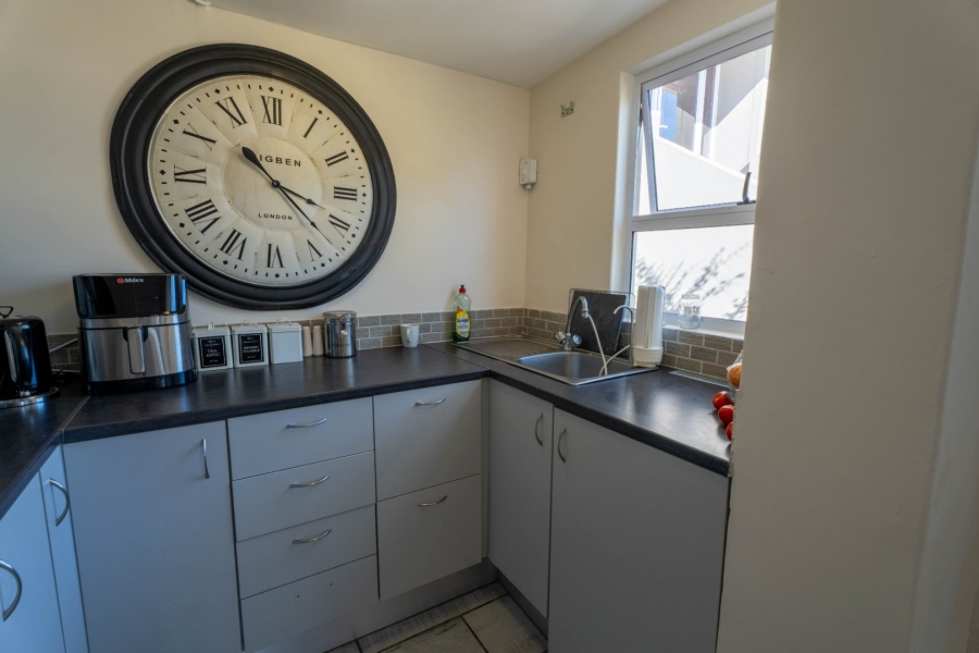 3 Bedroom Property for Sale in Mountainside Western Cape